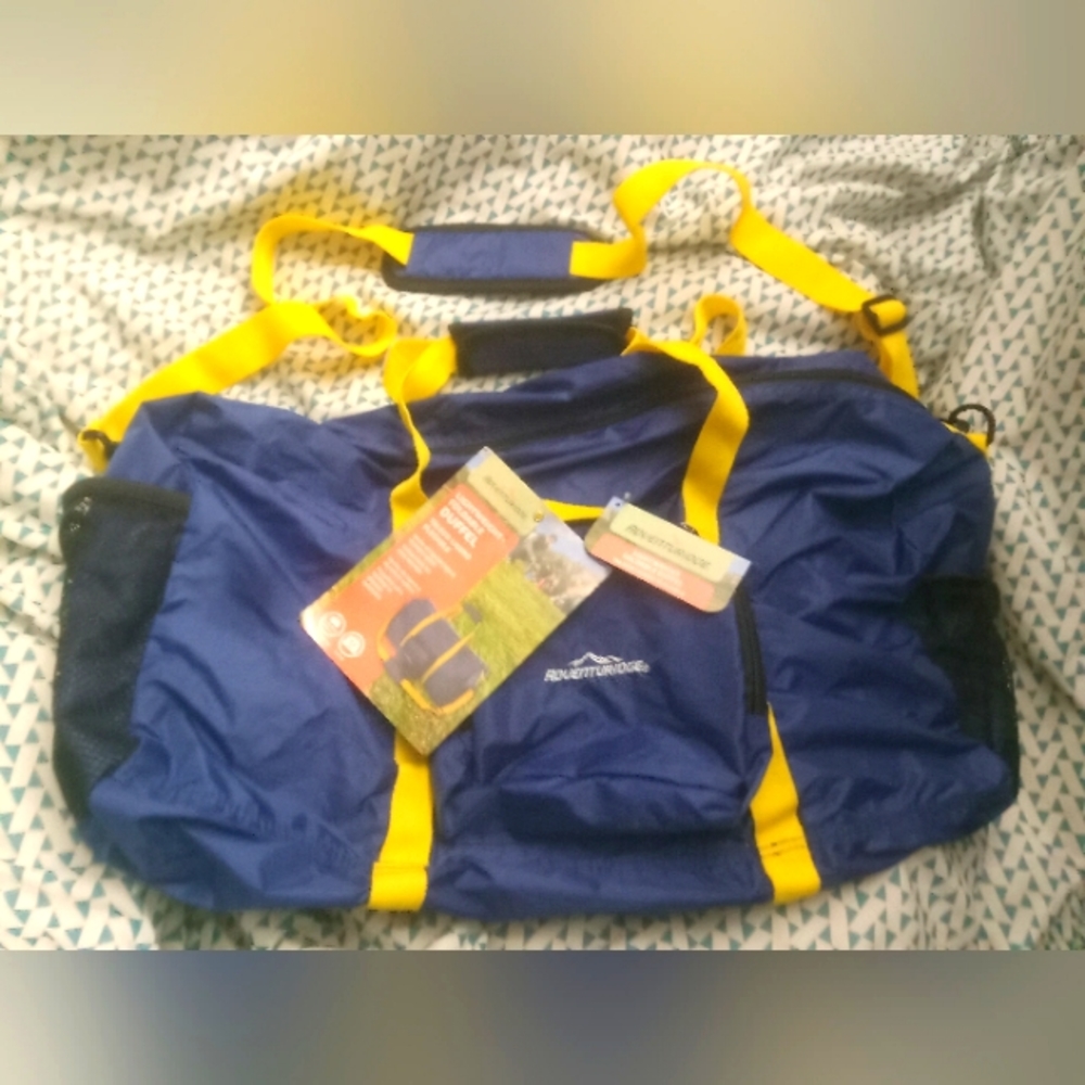 Adventure Ridge Lightweight Foldable Big Duffle Bag, Blue with Yellow.